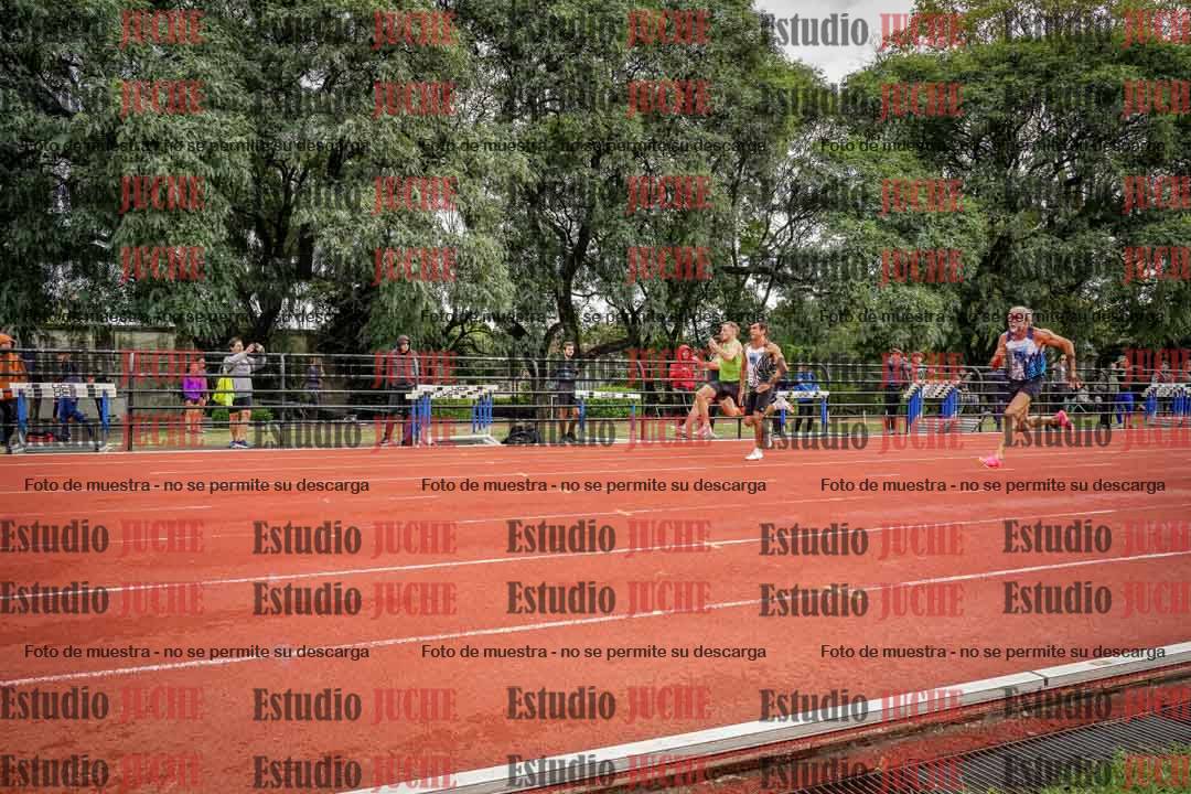 Fotos de los 100 m llanos de varones