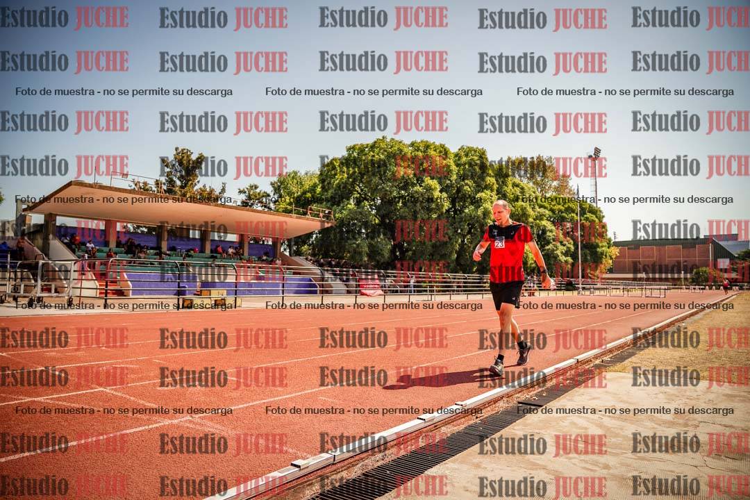 Fotos de los 3000 m llanos de varones