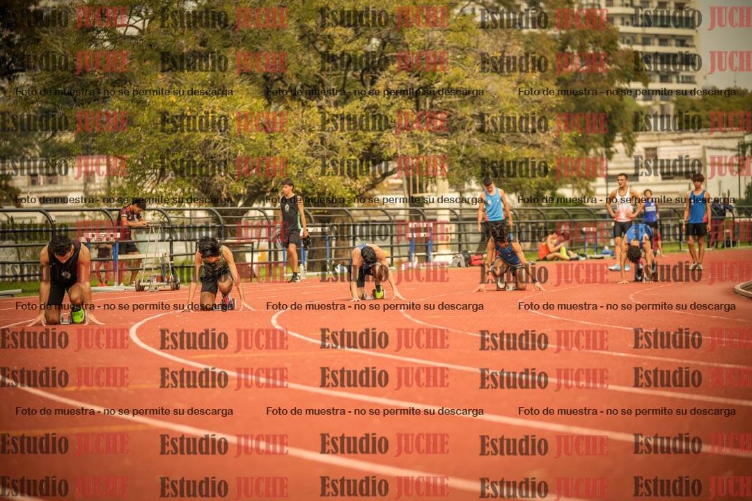 Fotos de los 200 m llanos de varones