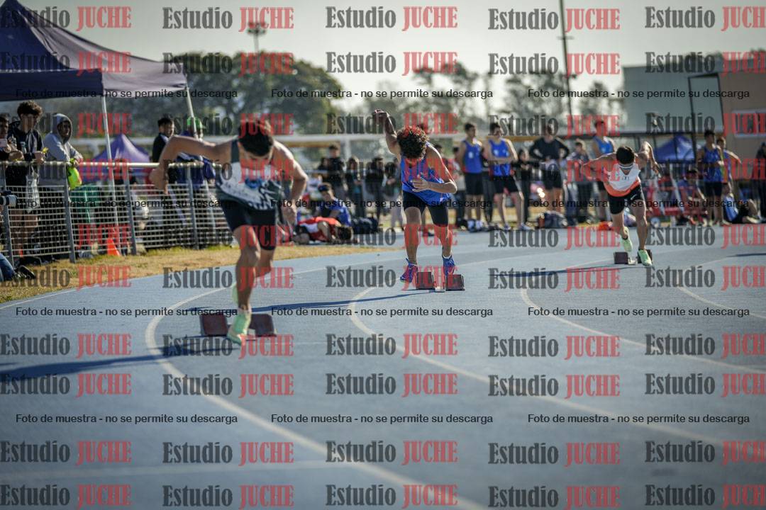 Fotos de los 400 m llanos de varones