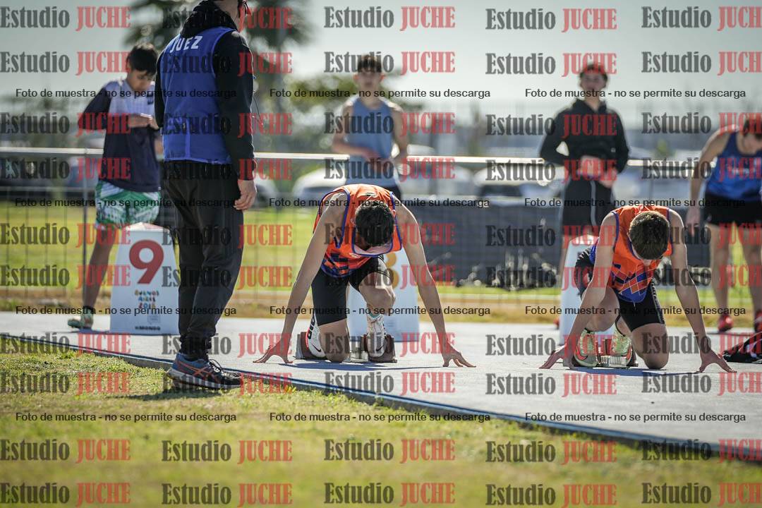 Fotos de los 100 m llanos de varones