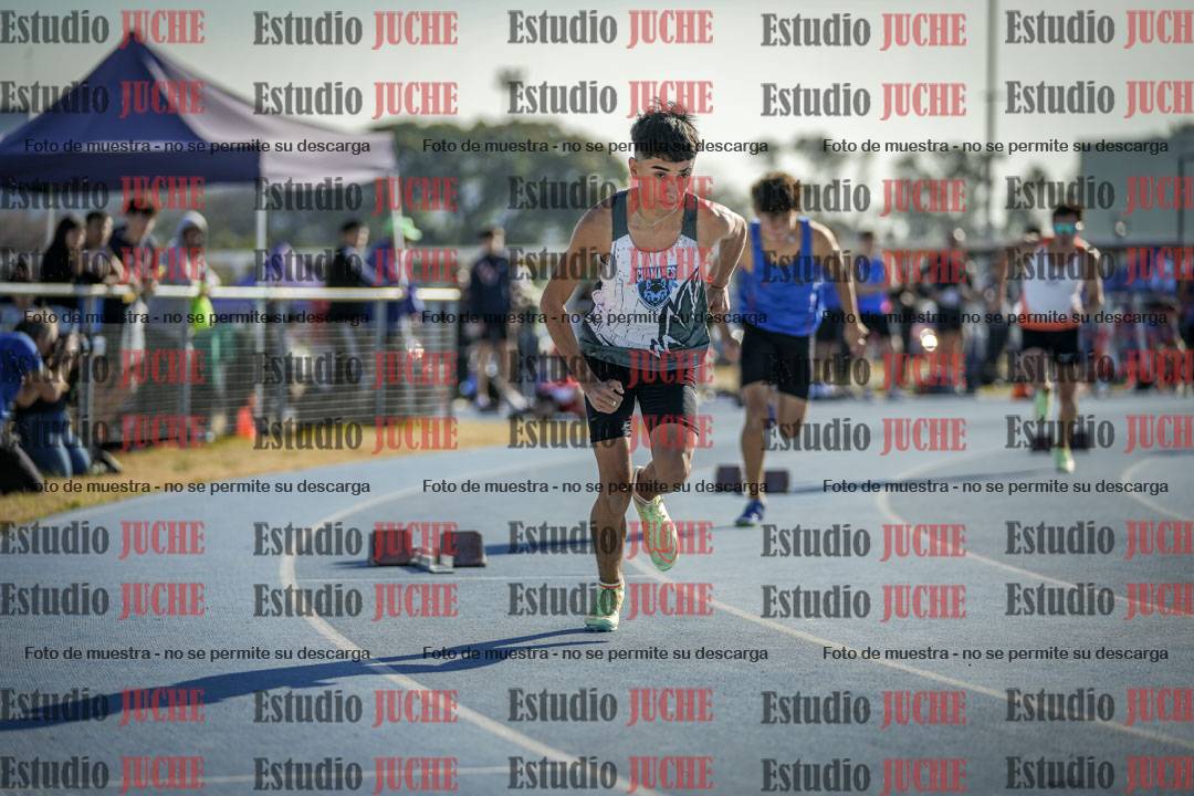 Fotos de los 400 m llanos de varones