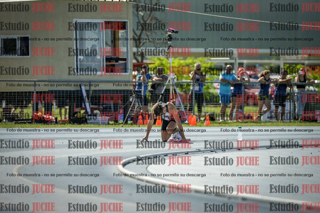 Fotos de los 400 m llanos de varones