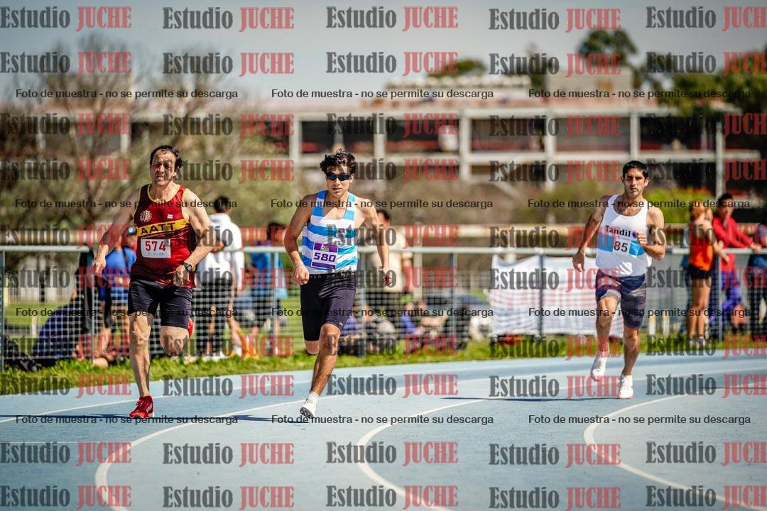 Fotos de los 800 m llanos de varones