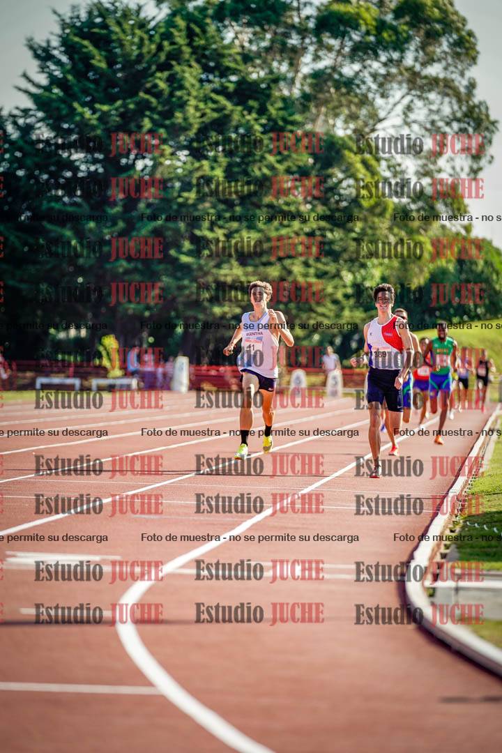 Fotos de los 1500 m llanos de varones