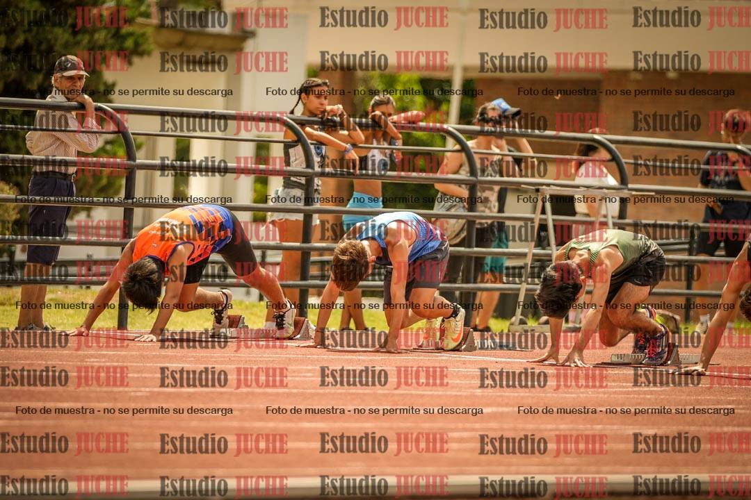 Fotos de los 100 m llanos de varones