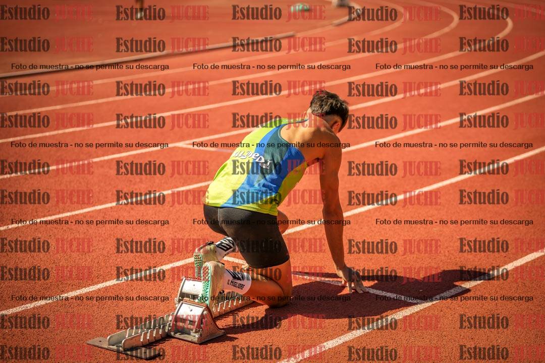 Fotos de los 400 m llanos de varones