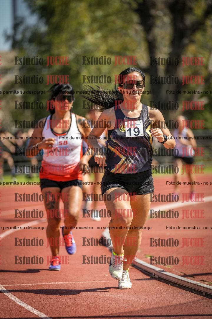 Fotos de los 1500 m llanos de mujeres