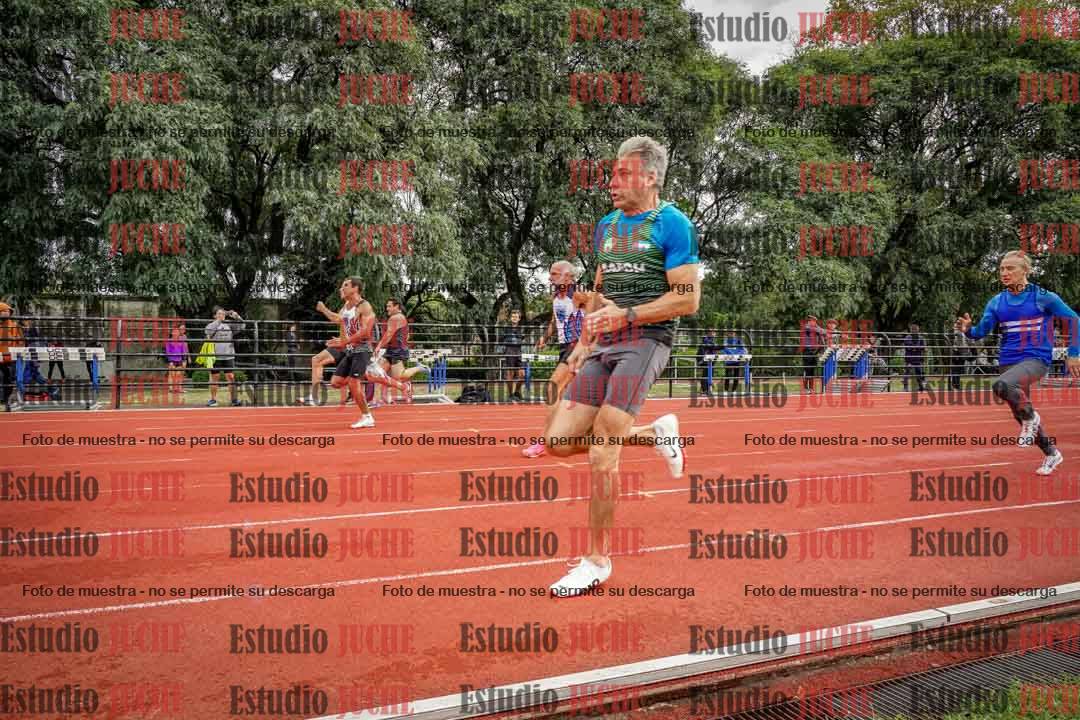 Fotos de los 100 m llanos de varones