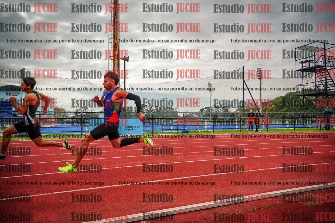 Fotos de los 200 m llanos de varones