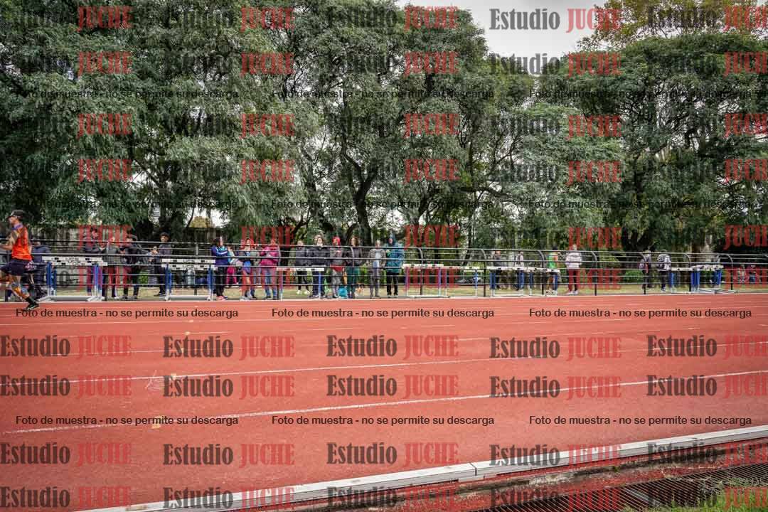 Fotos de los 100 m llanos de varones