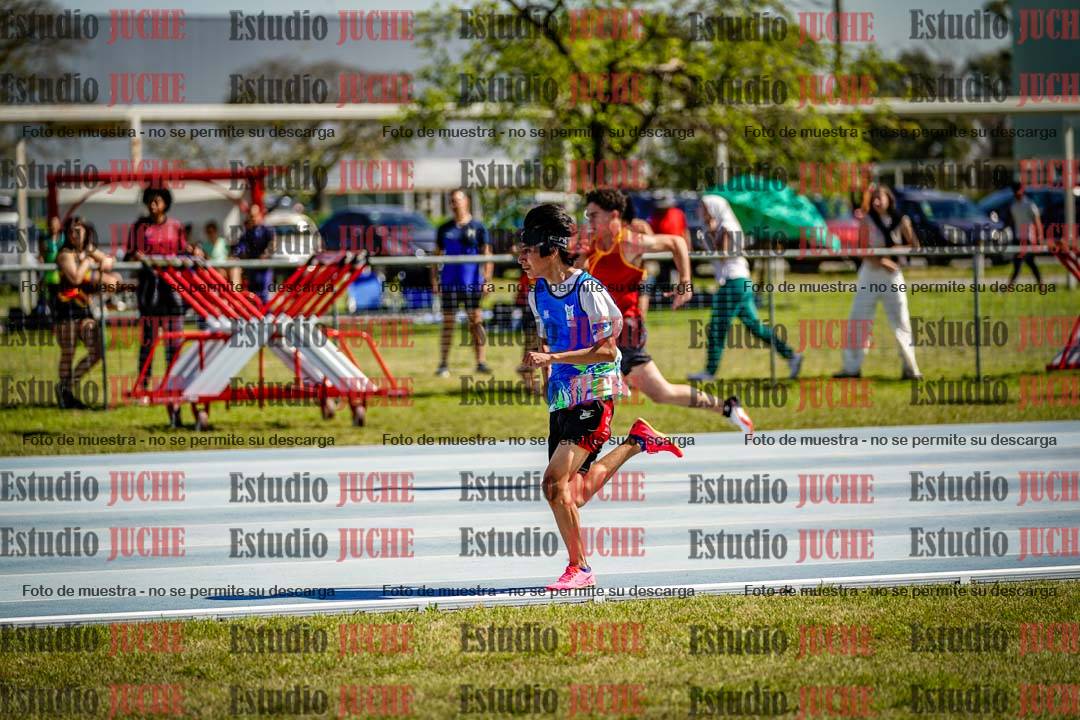 Fotos de los 100 m llanos de varones