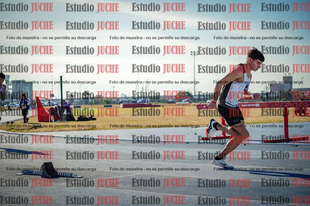 Fotos de los 400 m llanos de varones