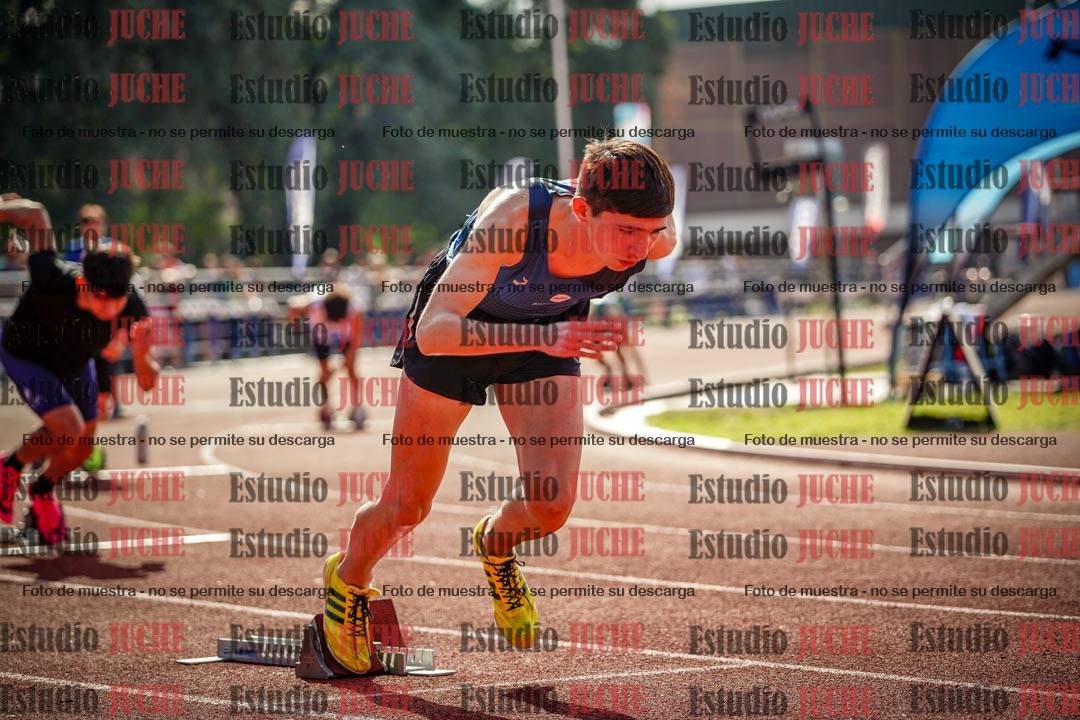 Fotos de los 400 m llanos de varones