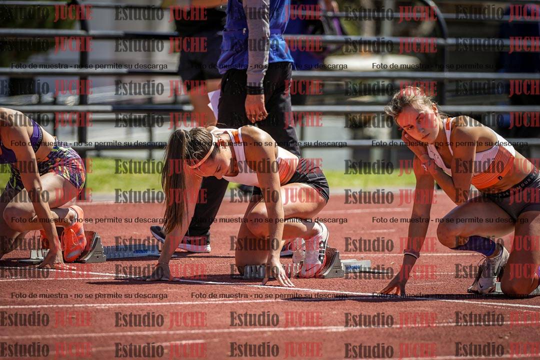 Fotos de los 100 m con vallas de mujeres