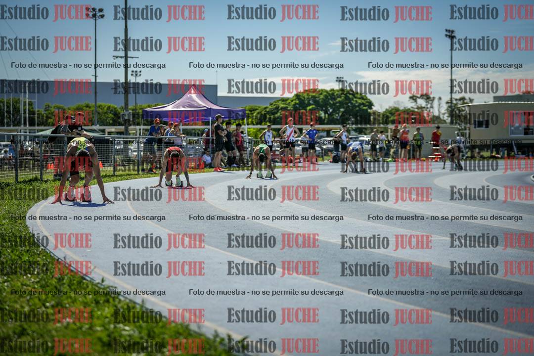 Fotos de los 400 m llanos de varones