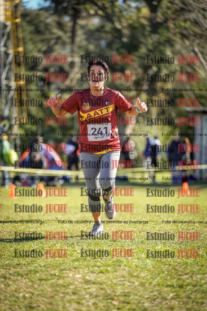 Fotos de la llegada del cross de 6000 m