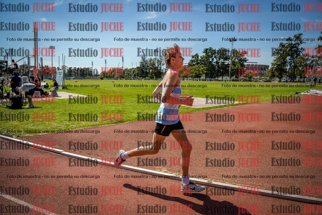 Fotos de los 2400 m llanos de varones