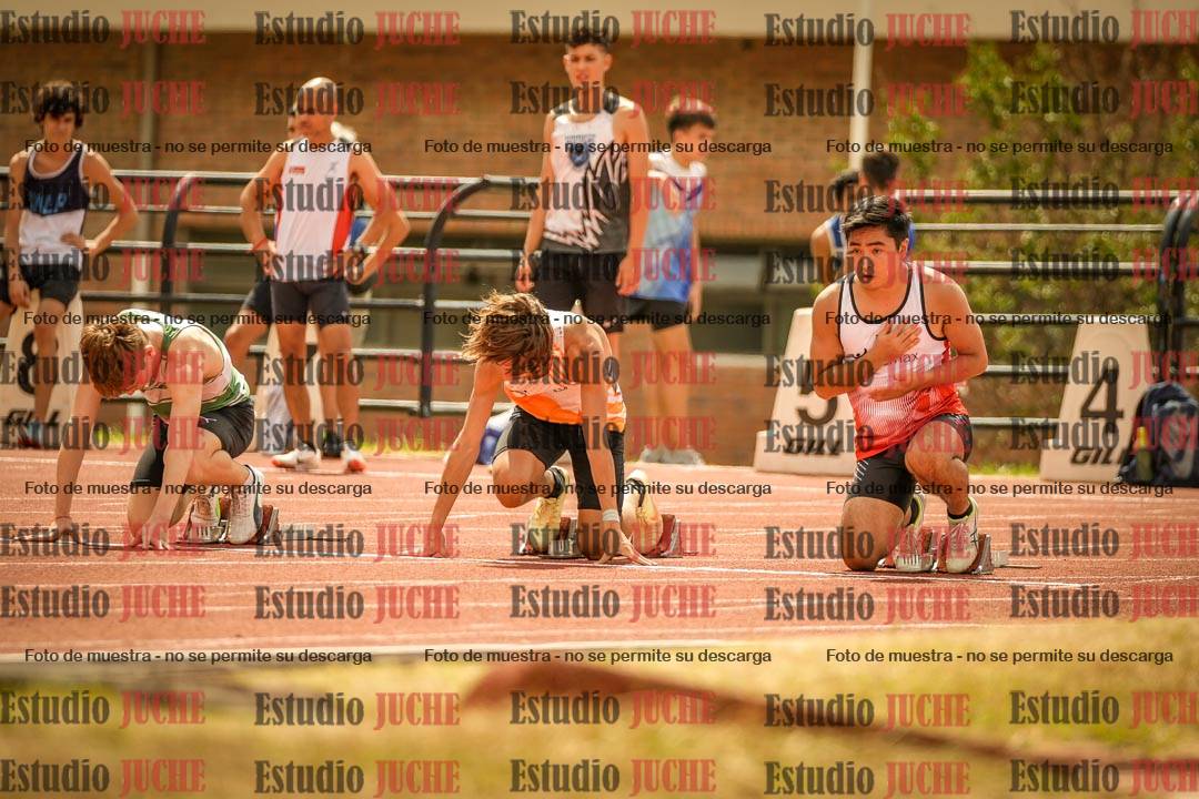 Fotos de los 100 m llanos de varones