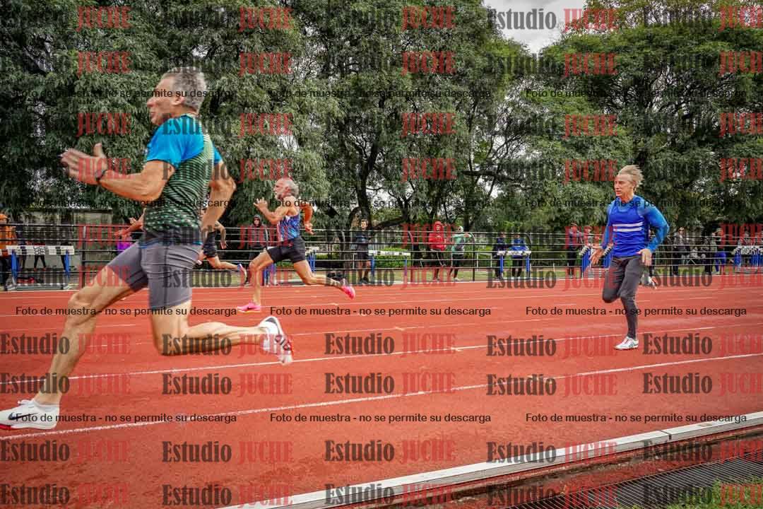 Fotos de los 100 m llanos de varones