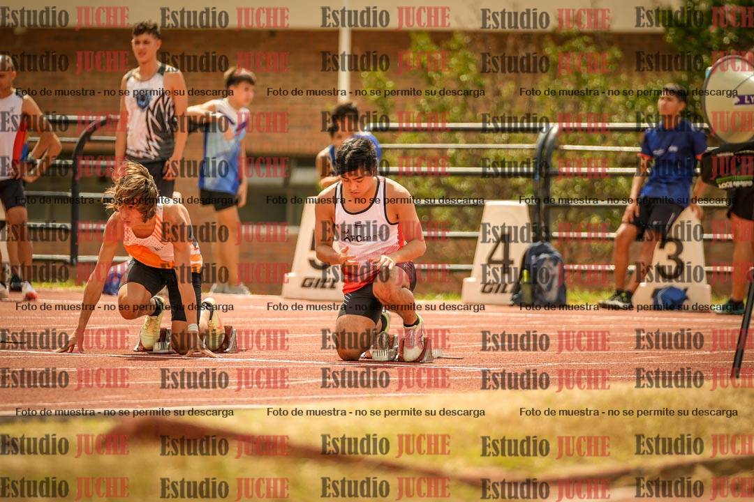 Fotos de los 100 m llanos de varones