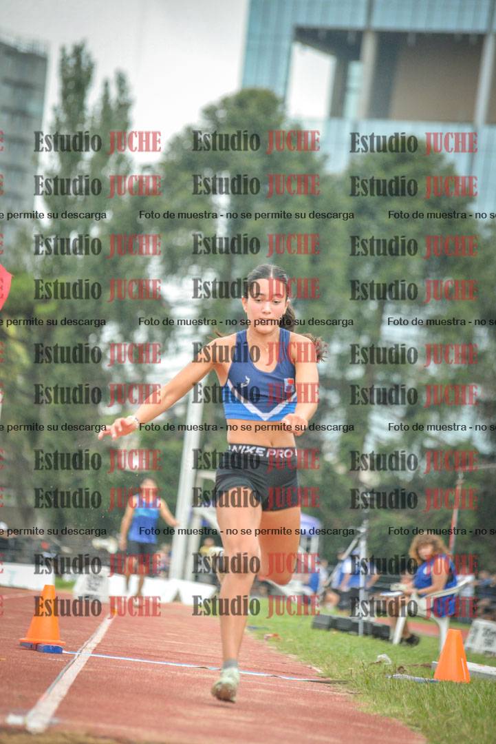 Fotos del salto triple - tabla de 8 y 10