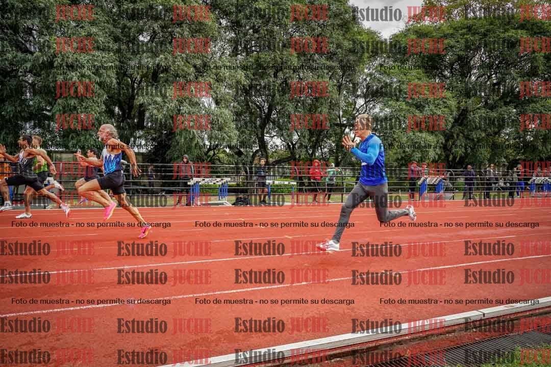 Fotos de los 100 m llanos de varones