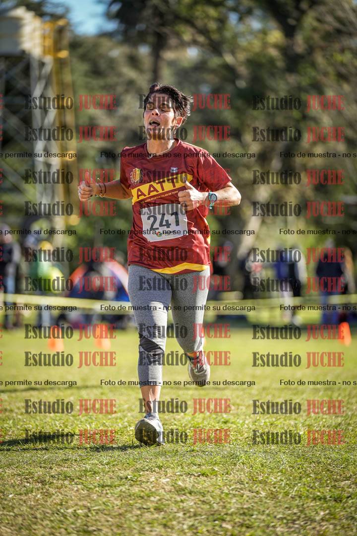 Fotos de la llegada del cross de 6000 m