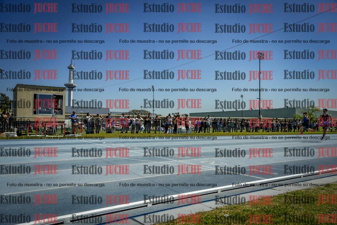 Fotos de los 100 m llanos de varones