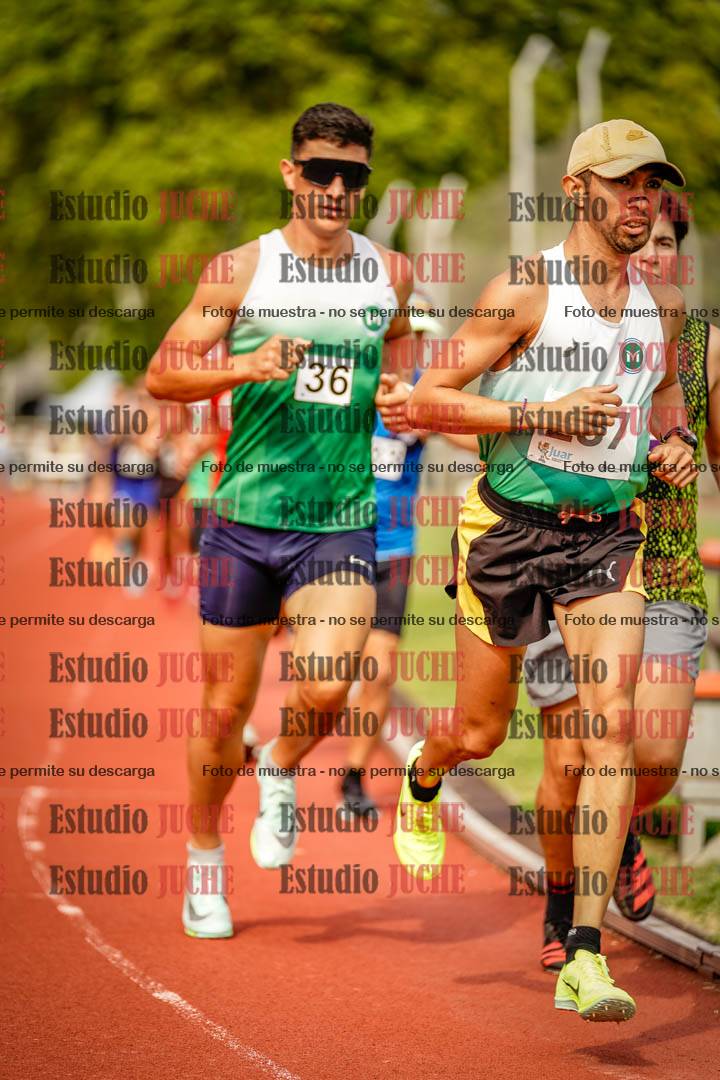 Fotos de los 3000 m llanos de varones