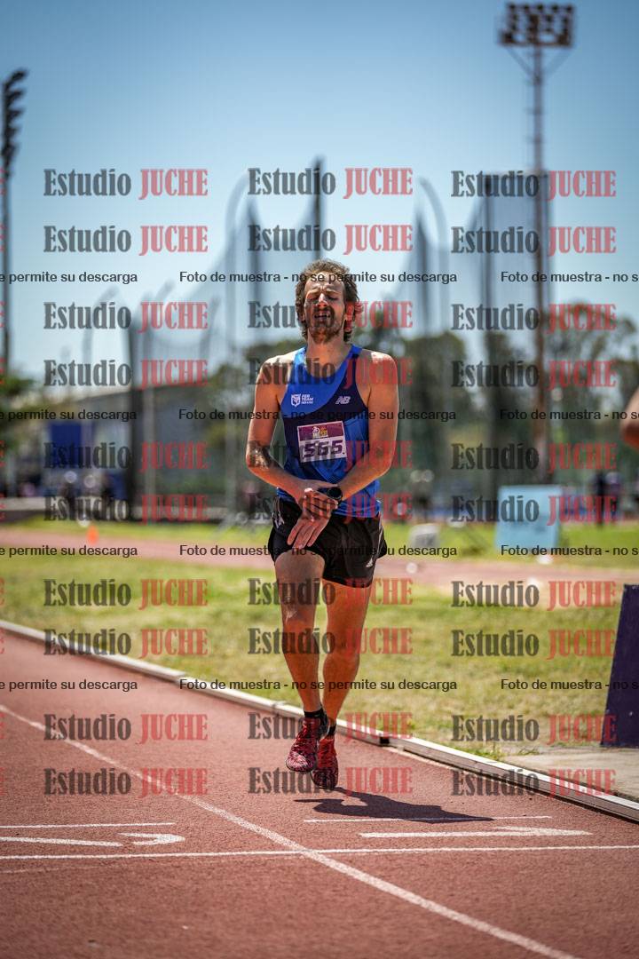 Fotos de los 800 m llanos de varones