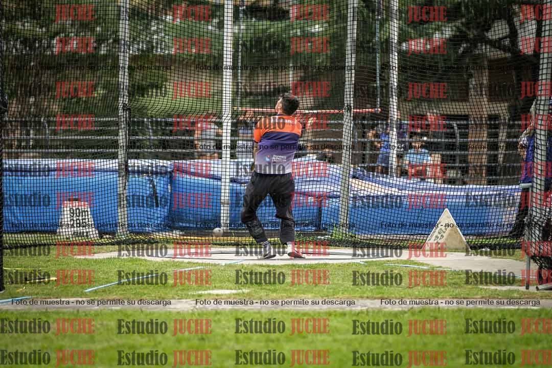 Fotos del lanzamiento de martillo de varones