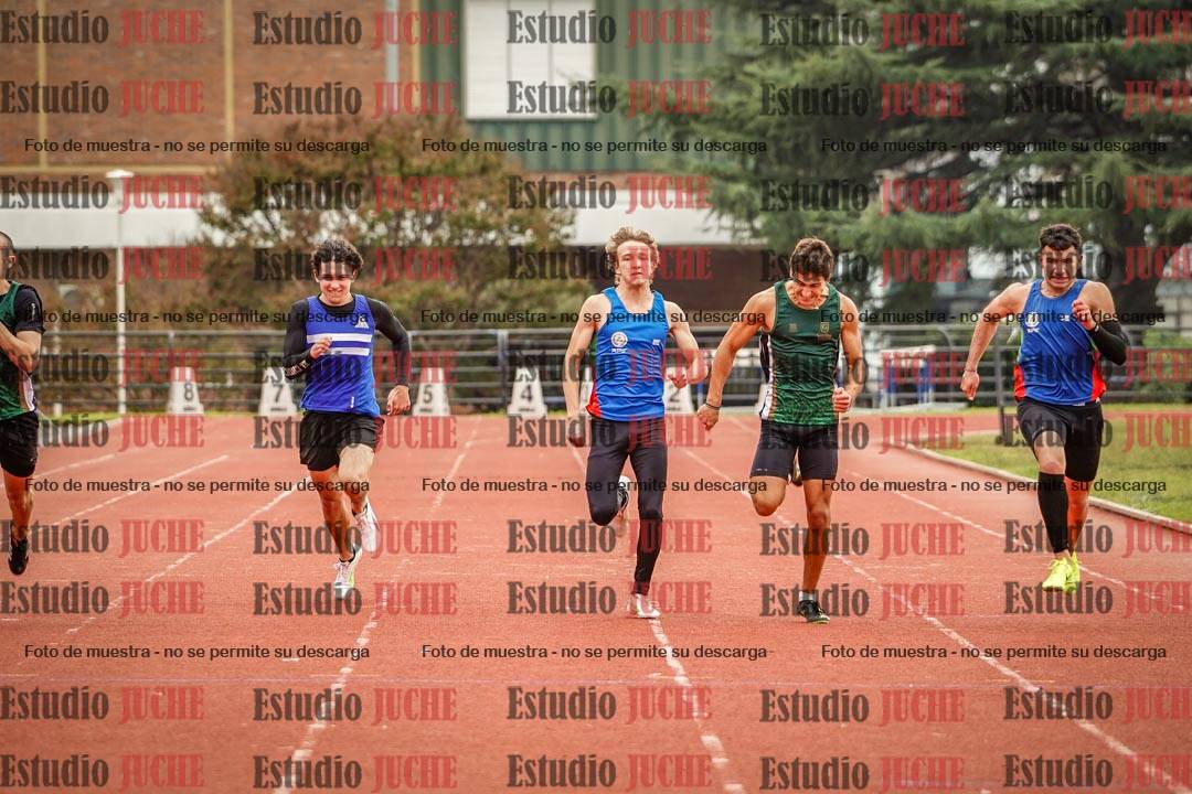 Fotos de los 200 m llanos de varones