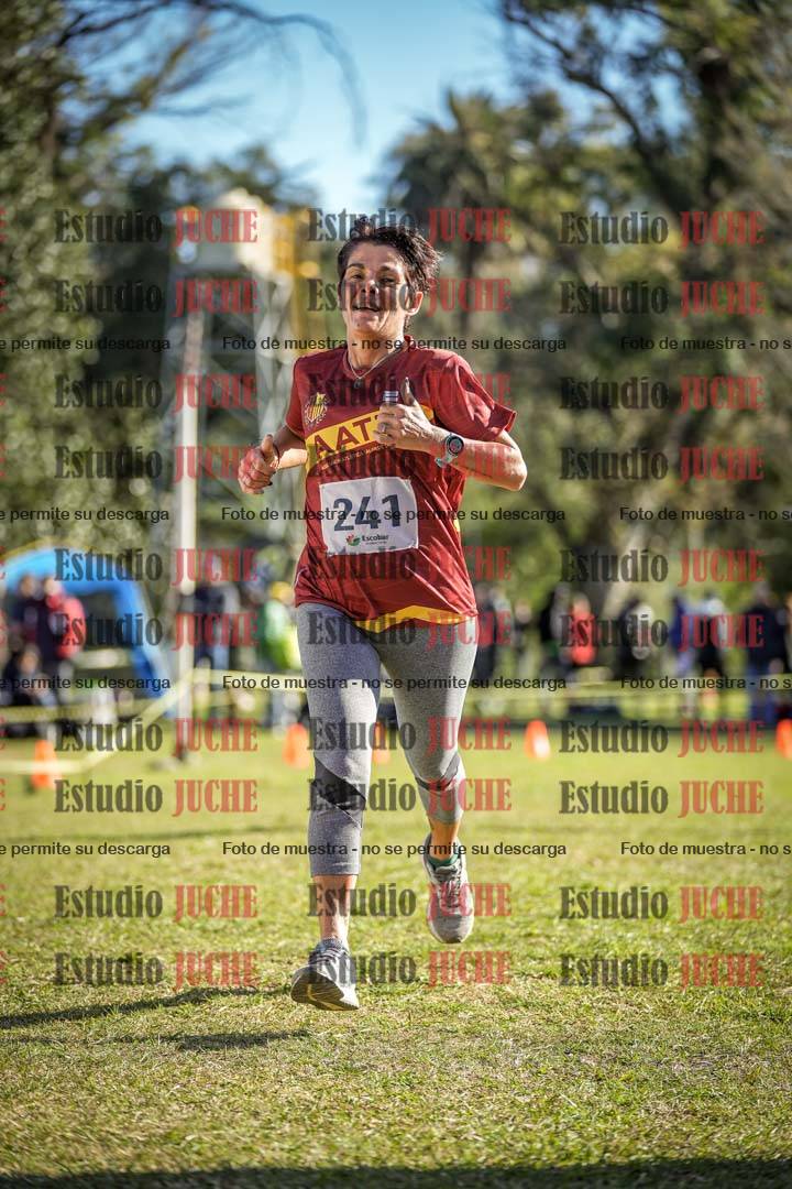 Fotos de la llegada del cross de 6000 m