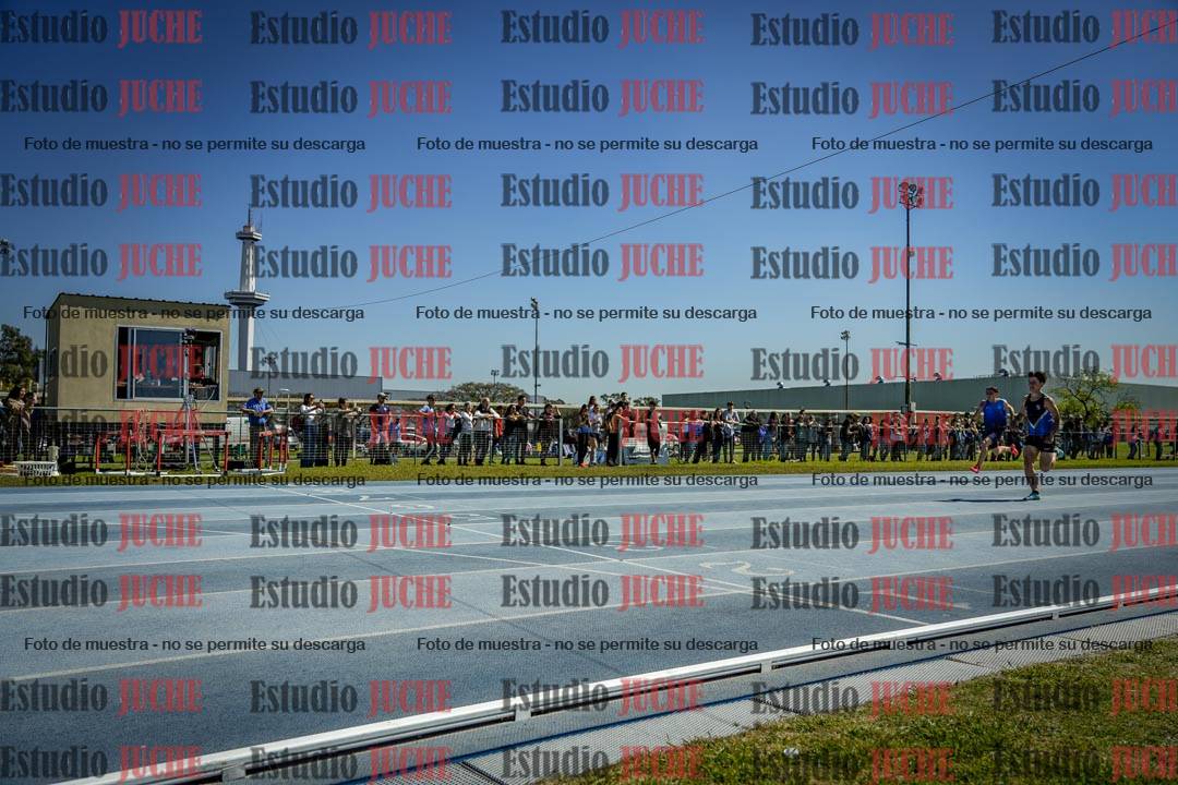 Fotos de los 100 m llanos de varones