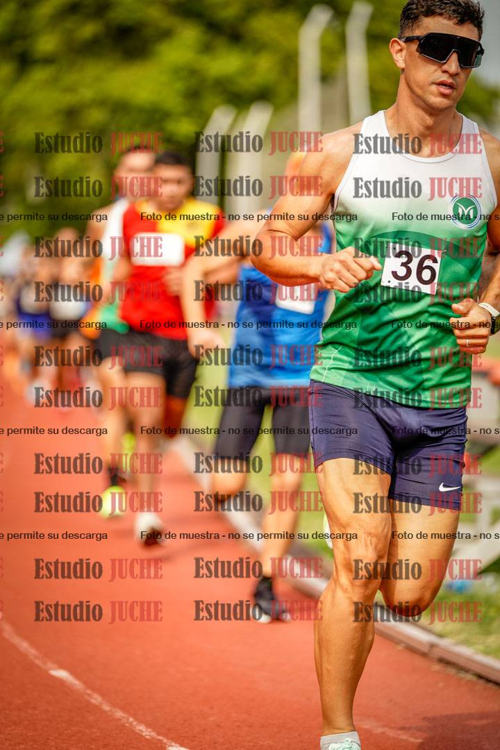 Fotos de los 3000 m llanos de varones