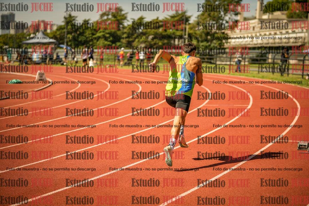 Fotos de los 400 m llanos de varones