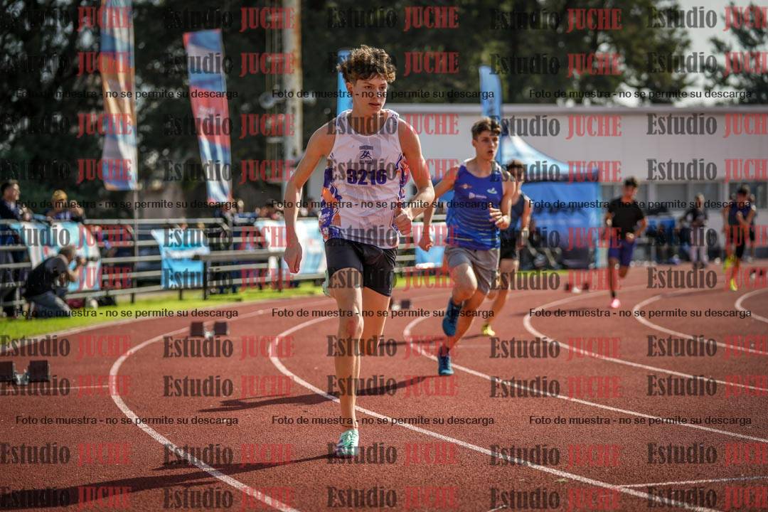 Fotos de los 400 m llanos de varones