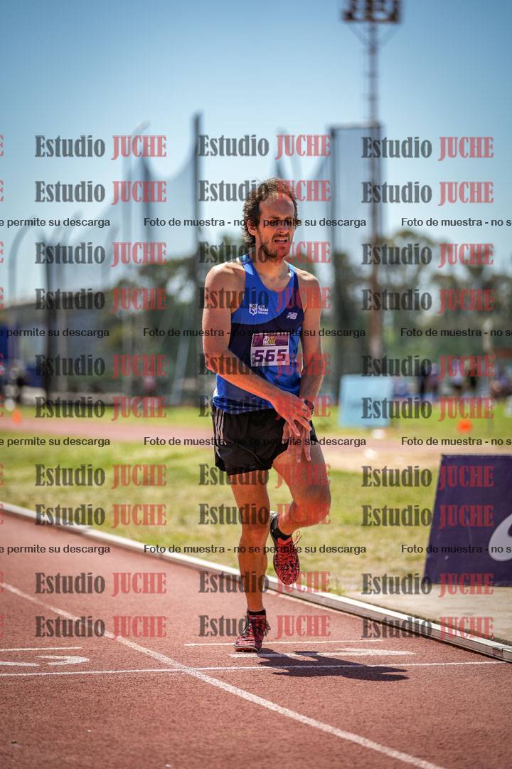 Fotos de los 800 m llanos de varones