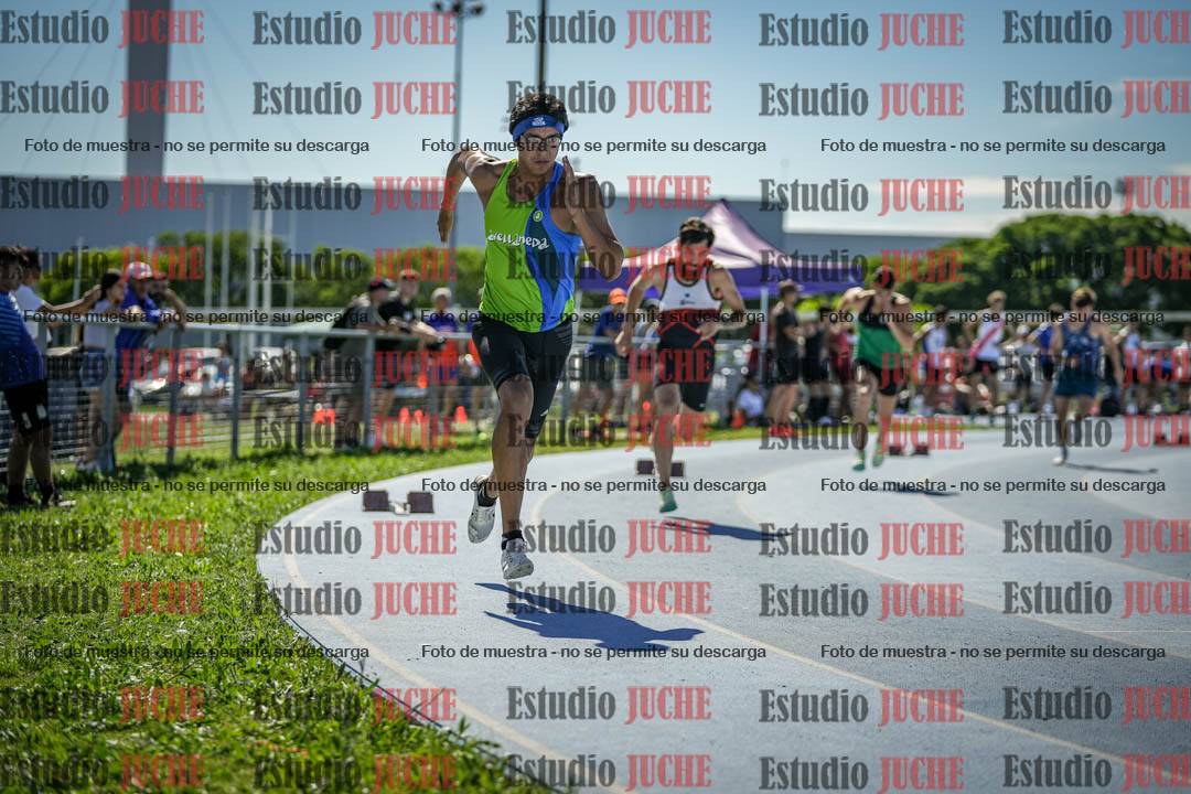 Fotos de los 400 m llanos de varones