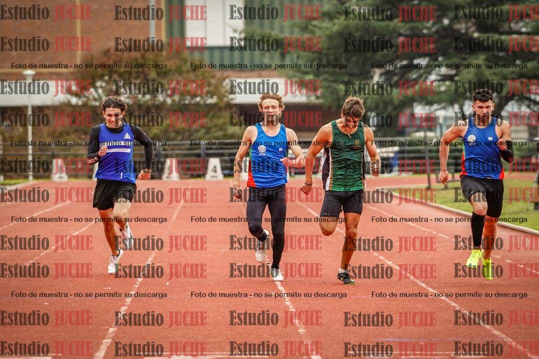 Fotos de los 200 m llanos de varones