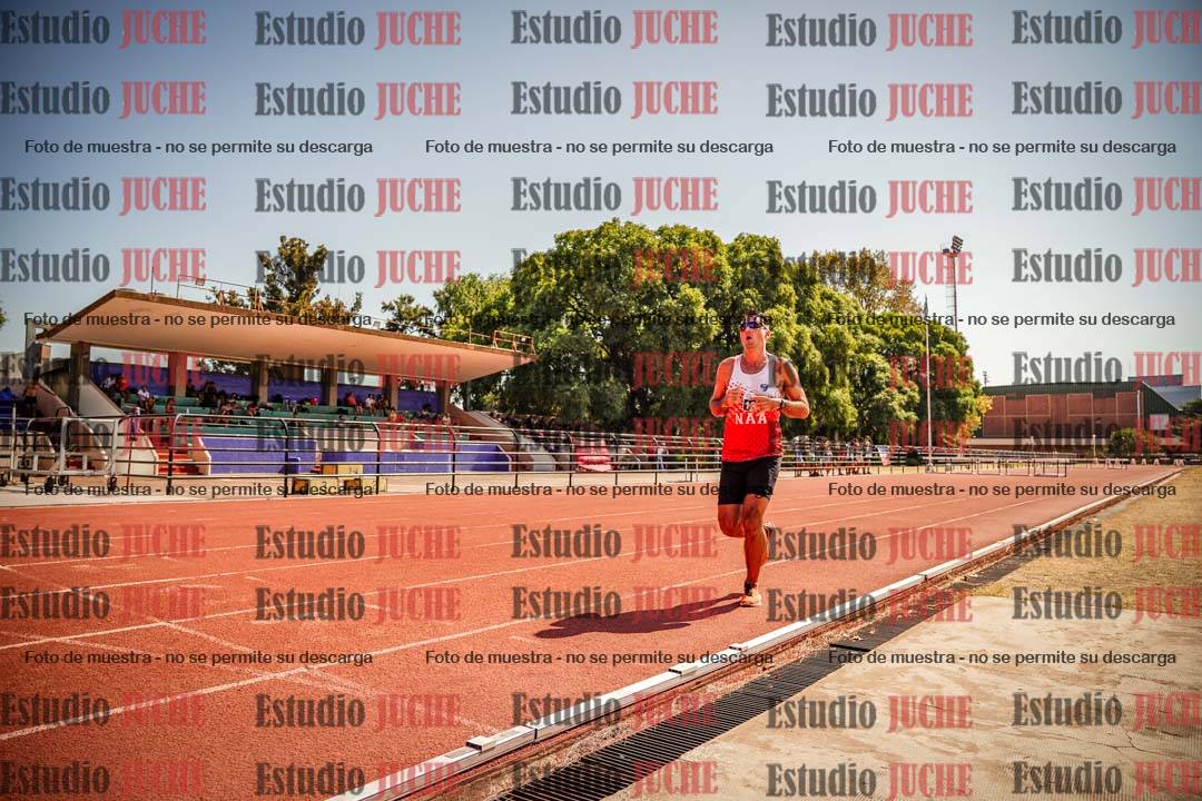 Fotos de los 3000 m llanos de varones