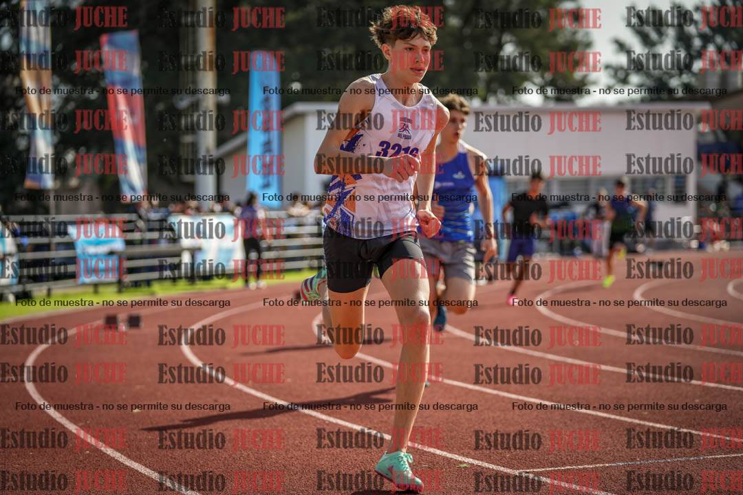 Fotos de los 400 m llanos de varones