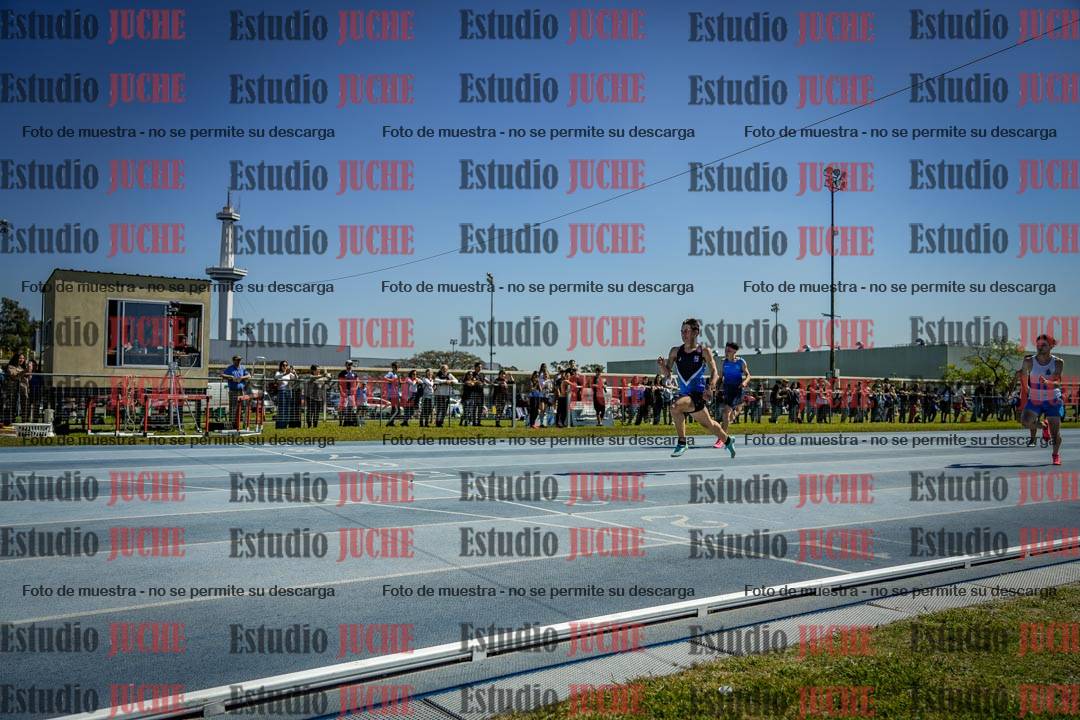 Fotos de los 100 m llanos de varones