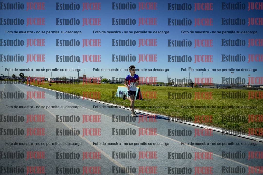 Fotos de los 1000 m llanos de varones