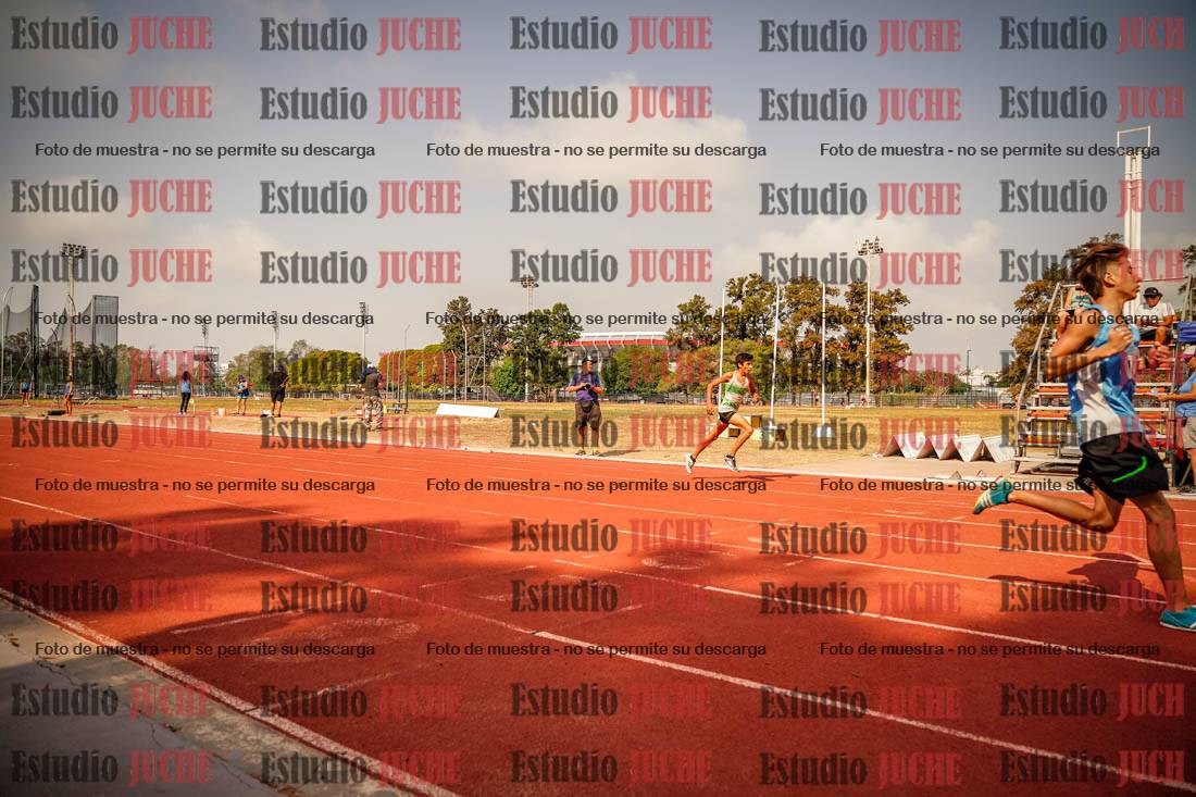 Fotos de los 400 m llanos de varones