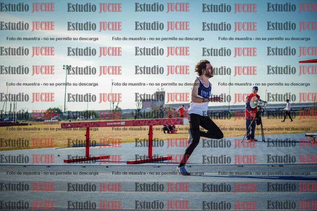 Fotos de los 400 m llanos de varones
