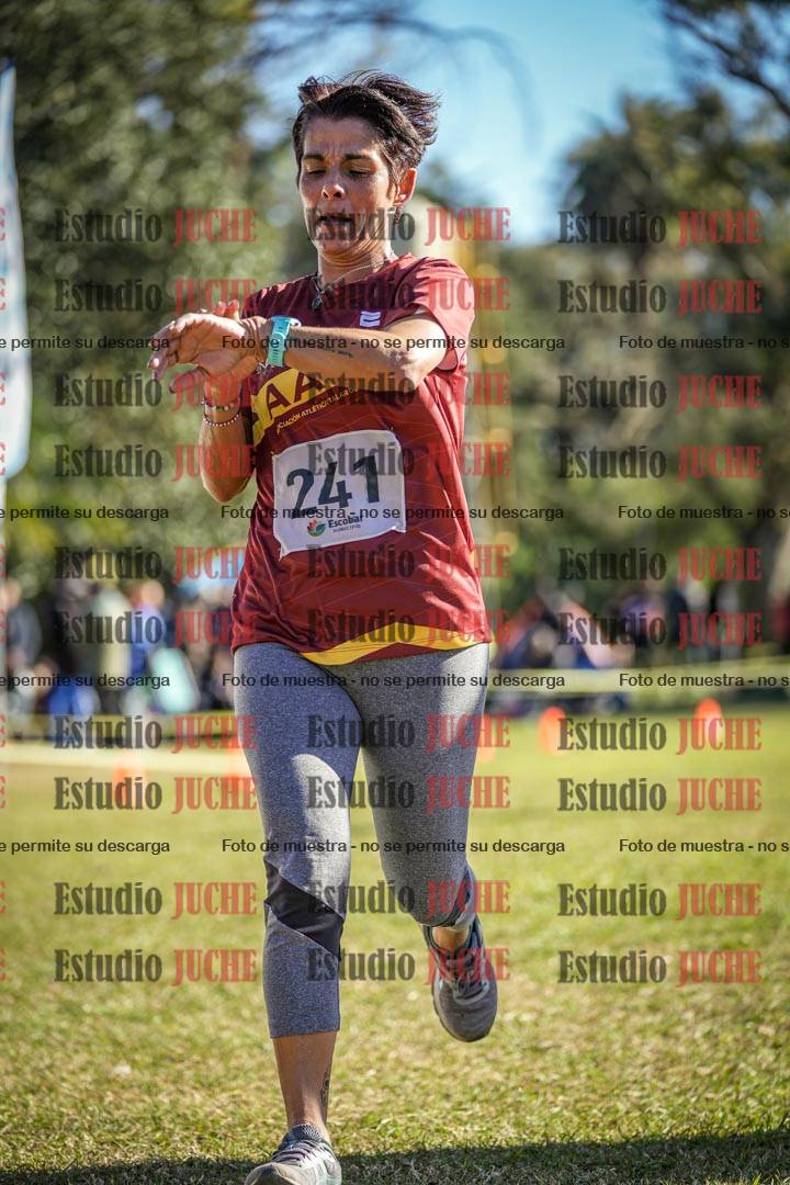 Fotos de la llegada del cross de 6000 m