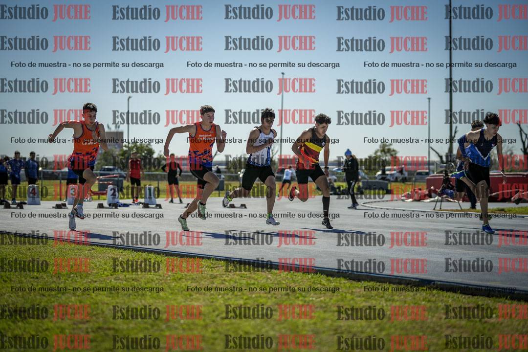Fotos de los 100 m llanos de varones