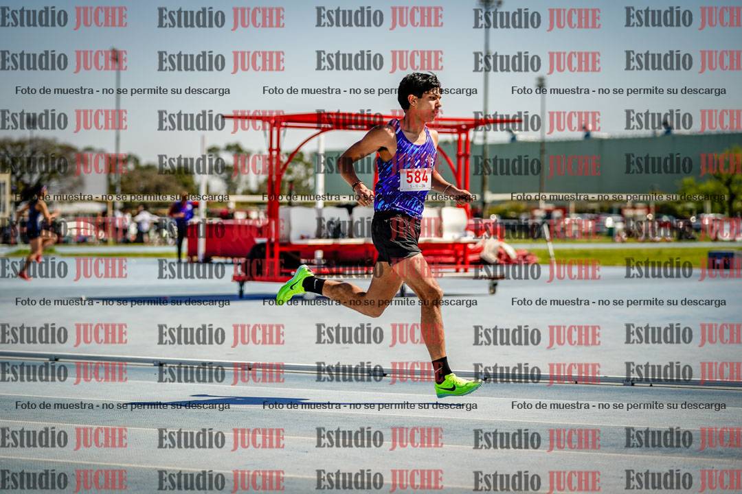 Fotos de los 800 m llanos de varones